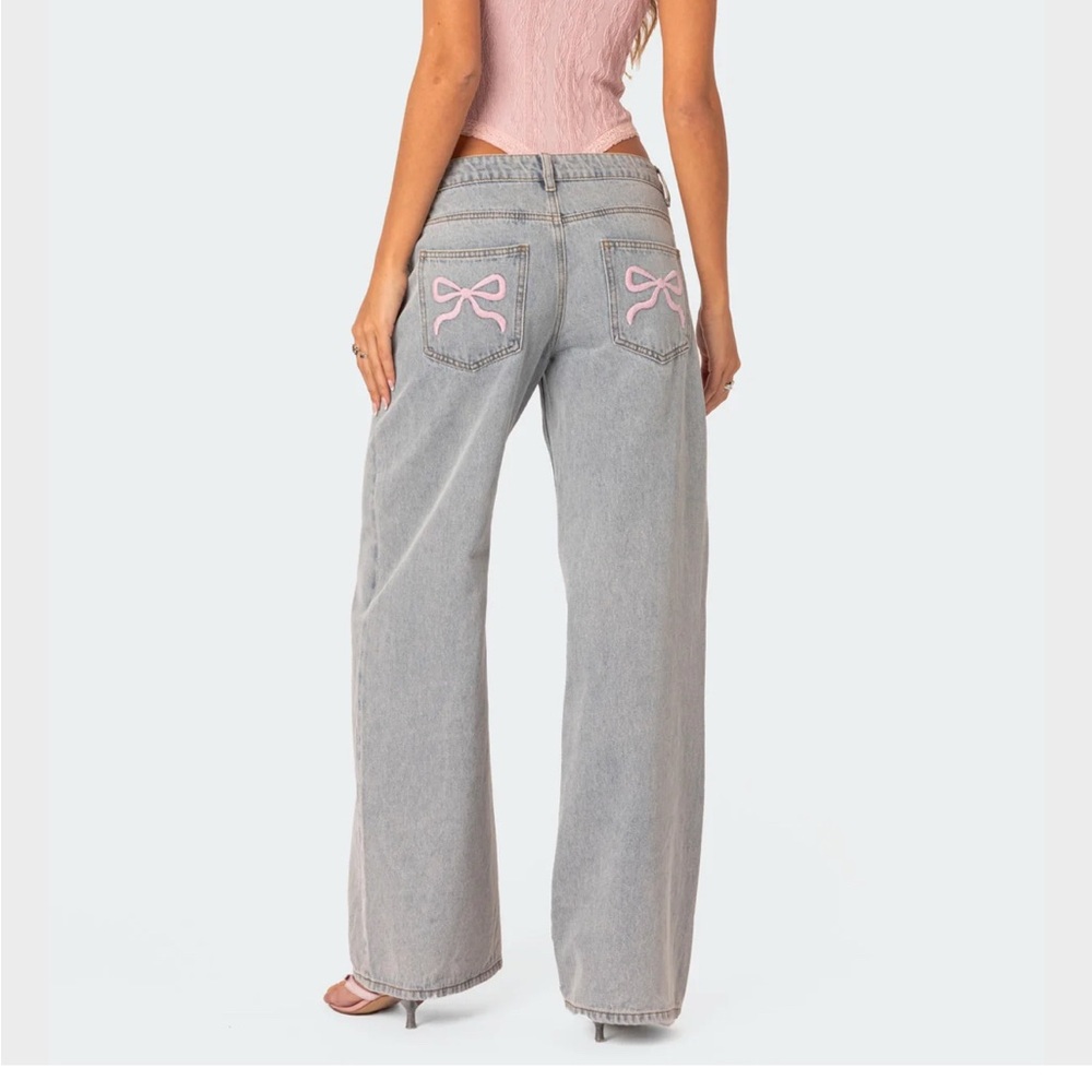 Edikted Bow Jeans- light blue color 🎀